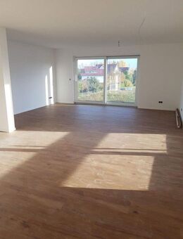 Neubau - Erstbezug 01.02.2026 | Hochwertige 2-Ebenen-Wohnung mit Garage in Toplage "Im Spitalgarten" - Crailsheim
