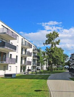 Für Sonnenanbeter: Traumwohnung mit Süd-Balkon und eleganter Komfortausstattung, sehr sehenswert! - Königs Wusterhausen