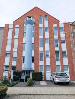 Top-Wohnung mit Aufzug, Klima, Balkon, Dachterrasse und Pkw-Stellplatz in Grevenbroich - Grevenbroich