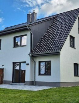 +++NEUBAU+++ Exklusive Doppelhaushälfte mit Bodden und Ostseeblick inmitten unberührter Natur - Groß Mohrdorf