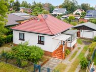 Bahnhofsnah! Bungalow in Fredersdorf - Keller, Einbauküche, Garage, Veranda, manuelle Rollladen - Fredersdorf-Vogelsdorf