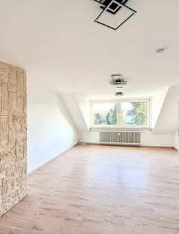 Attraktive Mietrendite in Bestlage - modernisierte Wohnung im 2.OG mit EBK - Ratingen