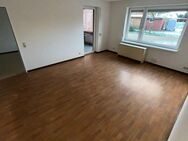 Stadtnah: Helle 2-Zimmer-Wohnung mit Balkon und Fahrstuhl in Lüchow - Lüchow (Wendland)