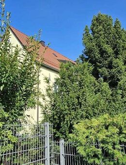 Sehr gepflegte, regelmäßig modernisierte und renovierte Doppelhaushälfte in sehr guter Lage - Amberg