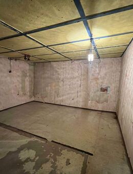 Ideal für Investoren und Handwerker - Haus mit Scheune in Schweizer Grenznähe - Blumberg