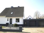 Einziehen und Wohlfühlen: Ein komplett modernisiertes Effizienzhaus 85, bereit für Sie! - Porta Westfalica