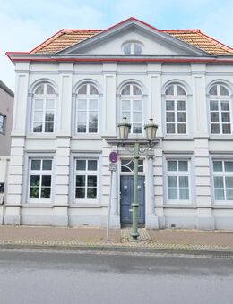 Möblierte 3-Zimmer-Wohnung in monumentalem Jugendstilgebäude mit Garage - Emmerich (Rhein)