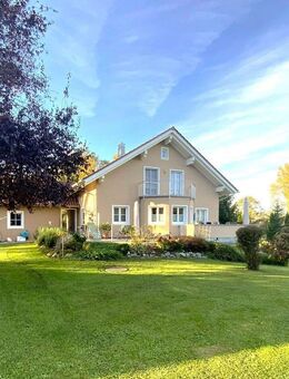 EXCLUSIVES Landhaus in ALLEINLAGE bei Deggendorf - Deggendorf