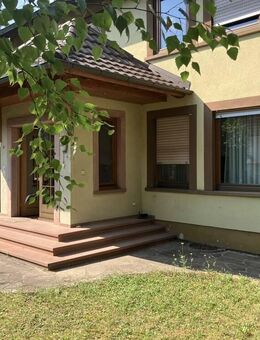 Wohnen und Arbeiten - Haus mit viel Platz für Büro, Praxis, Gewerbe oder Hobby - Eichstetten (Kaiserstuhl)