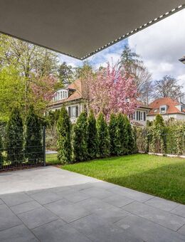 GARDEN // Hochwertig teilmöblierte 4-Zimmer-Wohnung mit Gartenanteil - München
