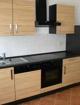 Möblierung gefällig? 2-Raum-Hinterhauswohnung in westlicher Innenstadtlage ab 01.08.2025 zu mieten! - Görlitz