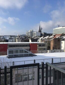 Wohnen über den Dächern von Düsseldorf - vollmöblierte und modernisierte 2-Zimmer Wohnung - Düsseldorf