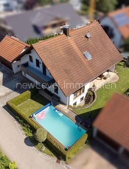 2-Familienhaus in hoher Qualität, geeignet für Mehrgenerationen - Schwendi
