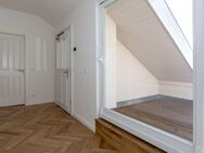 +Sanierter Dachtraum+ 3-Raum-WE + Fußbodenheizung, Tageslichtbad, Abstellraum, Loggia, Aufzug - Chemnitz
