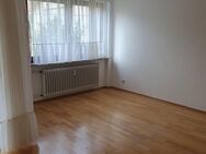 Ideale 1 Zimmer-Wohnung mit Küche, Balkon und Garage - Wangen