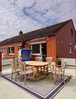 Maritimes Lebensgefühl pur: Sofort bezugsfertiges Wohnhaus mit Seeblick - Heiligenhafen