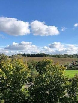 Sanierte 4 Raum Wohnung ** ruhige Lage ** - Rositz
