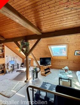 Charmantes RMH mit Garten und Garage in guter Wohnanlage - Greding