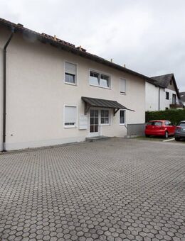 Helle 2-Zimmer-Dachgeschosswohnung - Gaimersheim