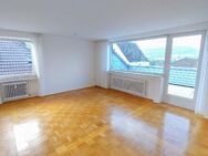 Renovierte ca. 69m² große 2-Zimmer-Dachgeschosswohnung mit Loggia am Funckepark - Hagen (Stadt der FernUniversität)