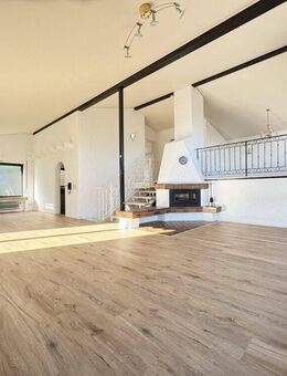 Wunderschönes Einfamilienhaus mit besonderer Wohlfühlatmosphäre und Einliegerwohnung in Beilstein - Beilstein (Baden-Württemberg)