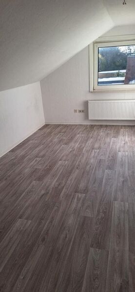 Smarte Obergeschosswohnung für Singles in Weener im Erholungsgebiet !