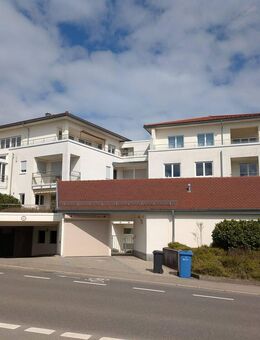Wohnen am Weingartenberg in Biberach a. d. Riß! Sehr helle und ruhige 2,5-Zimmerwohnung mit 67 m2 für Singles, Paare und Kapitalanleger - Biberach (Riß)
