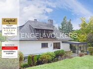 Landhausvilla auf Parkgrundstück in Alleinlage - Hanroth