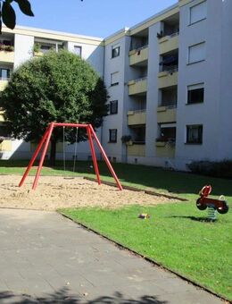 Familienfreundliche Etagenwohnung in Voerde - Voerde (Niederrhein)