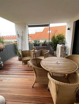 Einzigartige, moderne 4 Zimmer Luxus- Wohnung mit 144 m² Wohnfläche, 2 Bäder und riesigem Balkon, Tiefgarage und Stellplatz - Ottensoos