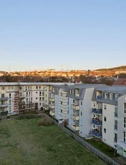 (12537_38) MGN: ruhige 2-Raum-Dachgeschoss-Wohnung mit Aufzug und Balkon zum grünen Innenhof, Hausmeisterservice - Meiningen