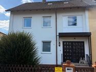 DHH auf Traumgrundstück mit Doppelgarage - Nürnberg