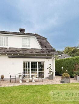 Freistehendes Einfamilienhaus in bester Lage von Ratingen Hösel - Wohnen mit Stil - Ratingen