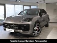 Porsche Cayenne, GTS Spurhalteass, Jahr 2022 - Grainau