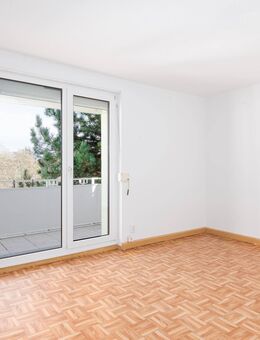 Bezugsfertige 3-RW in ruhiger Lage*großer Balkon*Wannenbad - Weißenfels