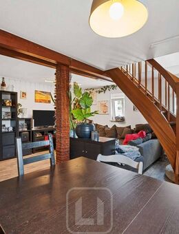 Zuhause auf zwei Etagen | 3,5-Zimmer-Maisonette mit Flair | ca. 102 m² Wohnfläche | Stellplatz - Simmozheim