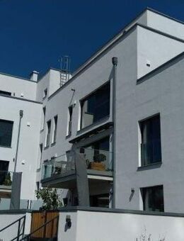 Schöne 2 - Raumwohnung mit Balkon in DD - Cotta - Dresden