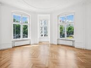 Viel Platz mit Stil: 6-Zimmer-Altbauwohnung im klassischen Design - Berlin