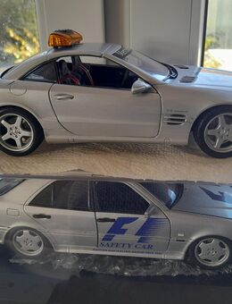 3 Verschidene F1 Mercedes Safety Cars 1:18 - Ravensburg Zentrum
