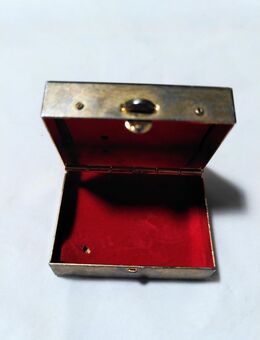 Reisenähzeug, Schmuckdose, Pillenbox,kleine Schatulle - Dresden