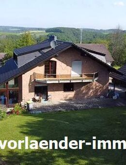 Klinkerlandhaus mit Einliegerwohnung in Höhenlage mit Fernblick ! - Windeck