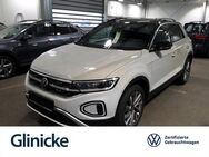 VW T-Roc, 1.5 TSI Move, Jahr 2023 - Kassel