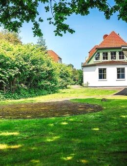 Neuwertige Ferienwohnung im Anbau mit Terrasse - Zingst (Ostseebad)