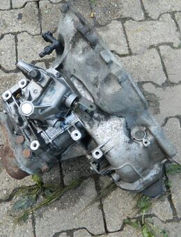 Opel Meriva A 5 Gang Schaltgetriebe F13 Getriebe & Ausrücklager - Erkelenz Zentrum
