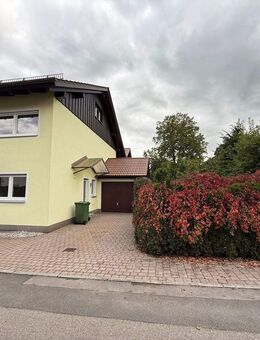 *** Sauerlach/Ort *** Sofort beziehbare, modernisierte Doppelhaushälfte mit Garten *** - Sauerlach