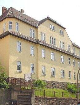 grüne Hanglage in der Rauhentalstraße mit Balkon und Badewanne - Meißen