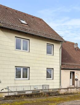 Großzügiges Zweifamilienhaus mit Stall & Scheune - Schnelldorf