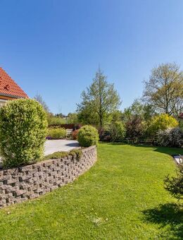 Moderne Traumimmobilie mit Pool und Fernblick in bester Lage von Oberplanitz - Zwickau