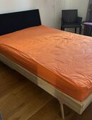 Neuwertiges Bett mit Qualitätsmatratze 140 x 200 in 10963