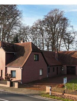 Wohnen mit Geschichte! Rotsteinwohnhaus mit charmantem Charakter - ideal auch für Handwerk oder Hobby! - Asendorf (Landkreis Diepholz)